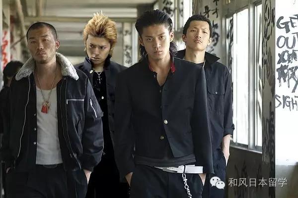 遇到小混混找事,吃烧烤遇到小混混找事