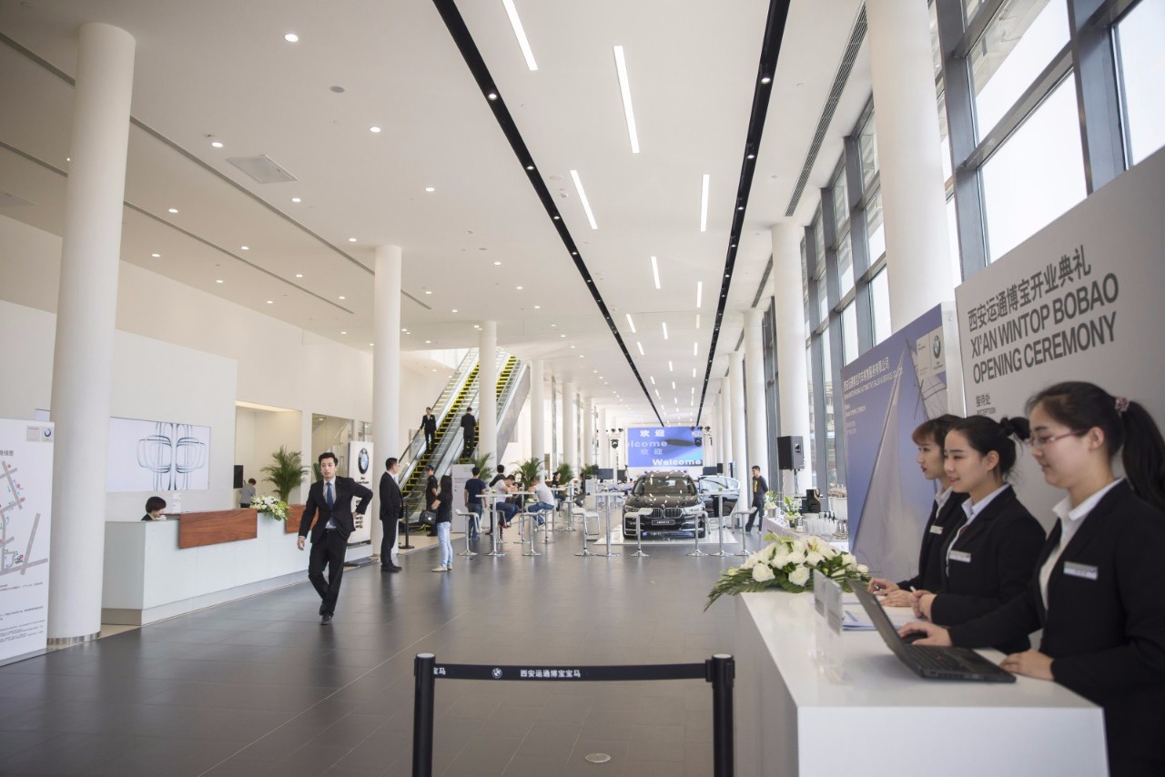 宝马做什么工作比较好,宝马上班工作的优缺点