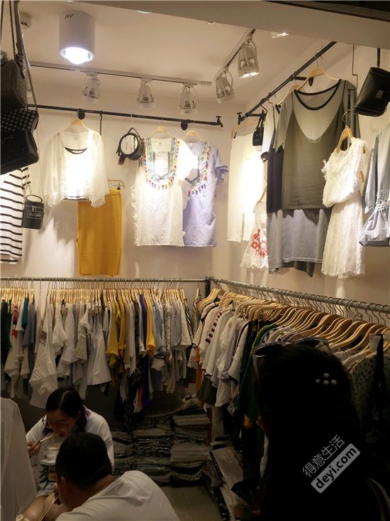 揭秘淘宝店铺和企业店铺,揭秘淘宝衣服进货渠道