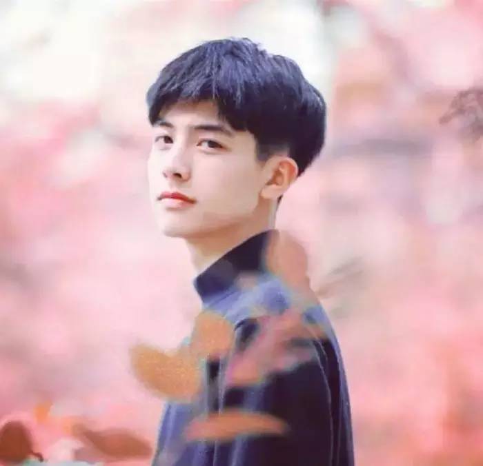 男朋友太丑先别扔系列,太丑的男朋友能要吗