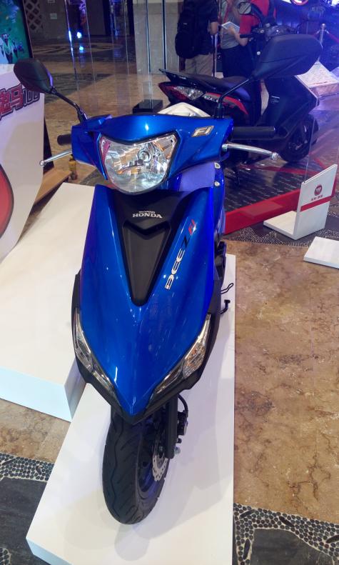 实在看不下去了，鬼马学生竟敢如此撩妹