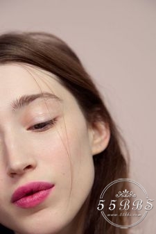 防晒隔离粉底搓泥,粉底和隔离怎样不搓泥