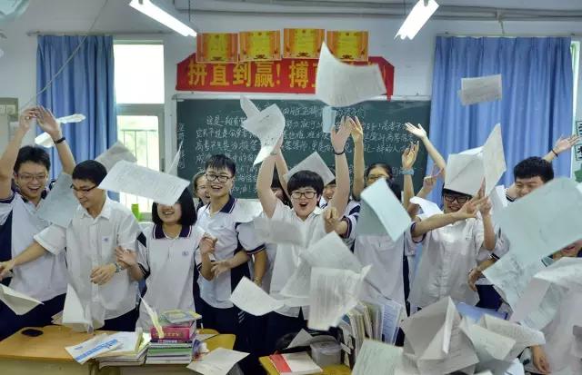 终于考完放假啦~炎炎夏日到紫溪半岛避暑玩水去~