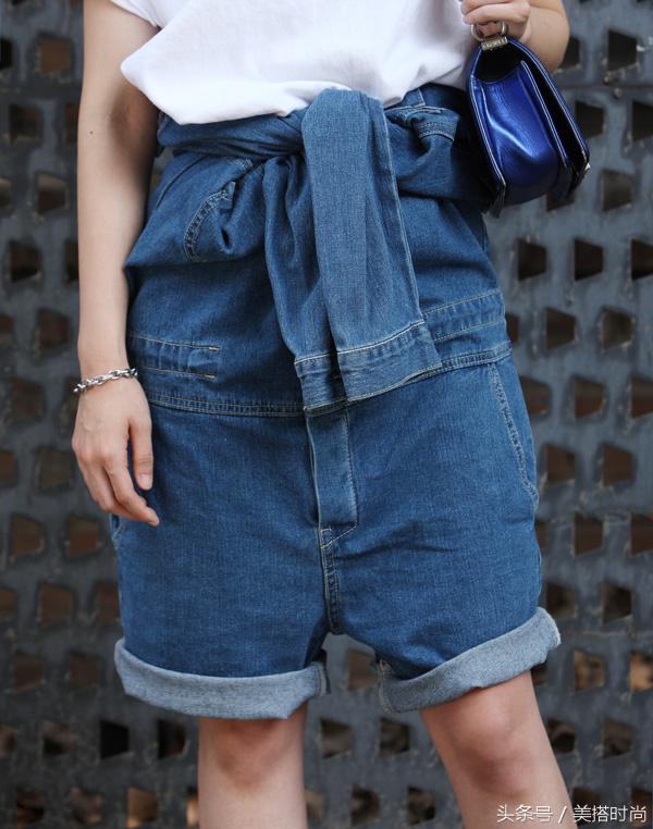 18套简单干净的白t恤穿搭合集,夏天穿白t恤太单调学我这样搭配