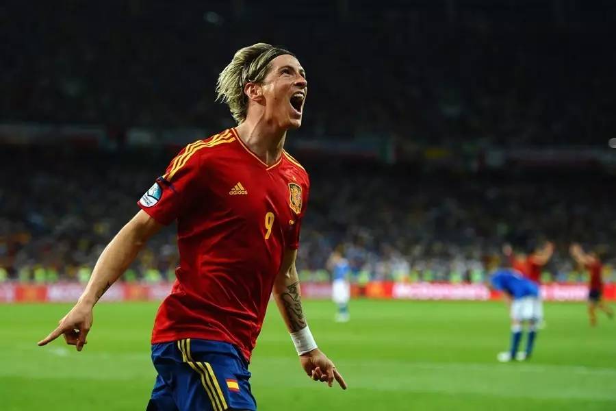 绿茵场传奇,绿茵场上的传奇10号