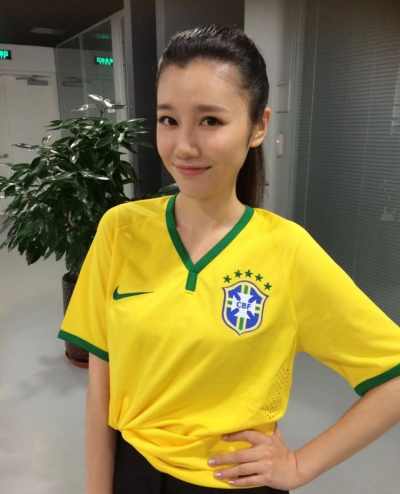 2016年欧洲杯决赛球衣细节,2016年欧洲杯美女