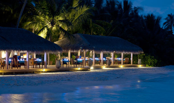 美佳航空的飞机,马代库拉玛蒂kuramathi价格