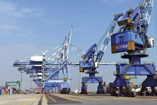 不玩虚的!这些数据告诉你,广州的航运有多威水!