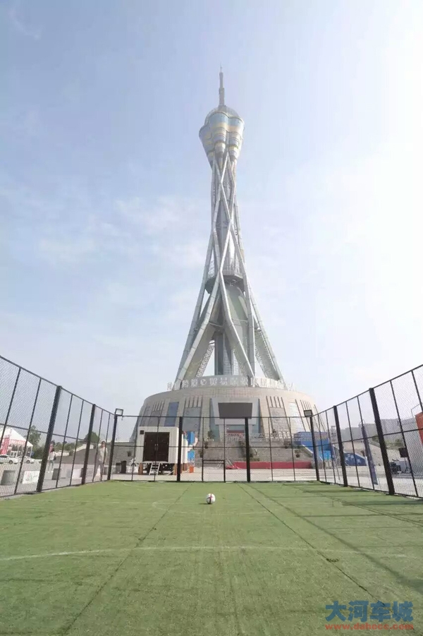 这么些年苦苦追寻的“人车合一”，终于在这款车上找到了