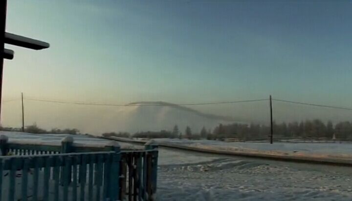 中国最冷小镇呼中上演泼水成冰秀,最冷内蒙古泼水成冰一个字就是美