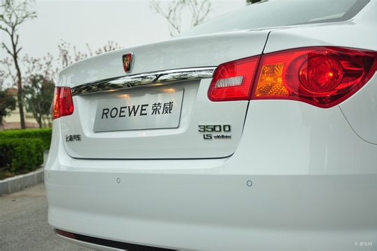 开比亚迪各车型都什么人,开什么样的车一看就没钱比亚迪