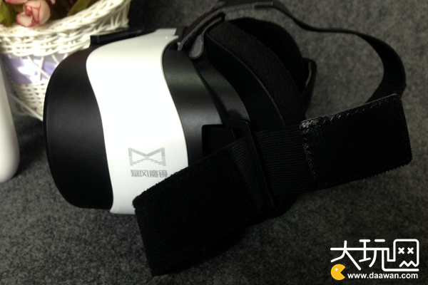 暴风魔镜第四代vr,暴风魔镜vr眼镜