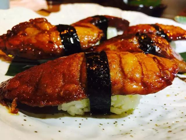 老板跑日本8年，只为带回太原最正的日料！花钱日下不如花钱月下