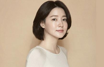 美容引起皮肤过敏怎么办,美容院干敏皮肤如何护理