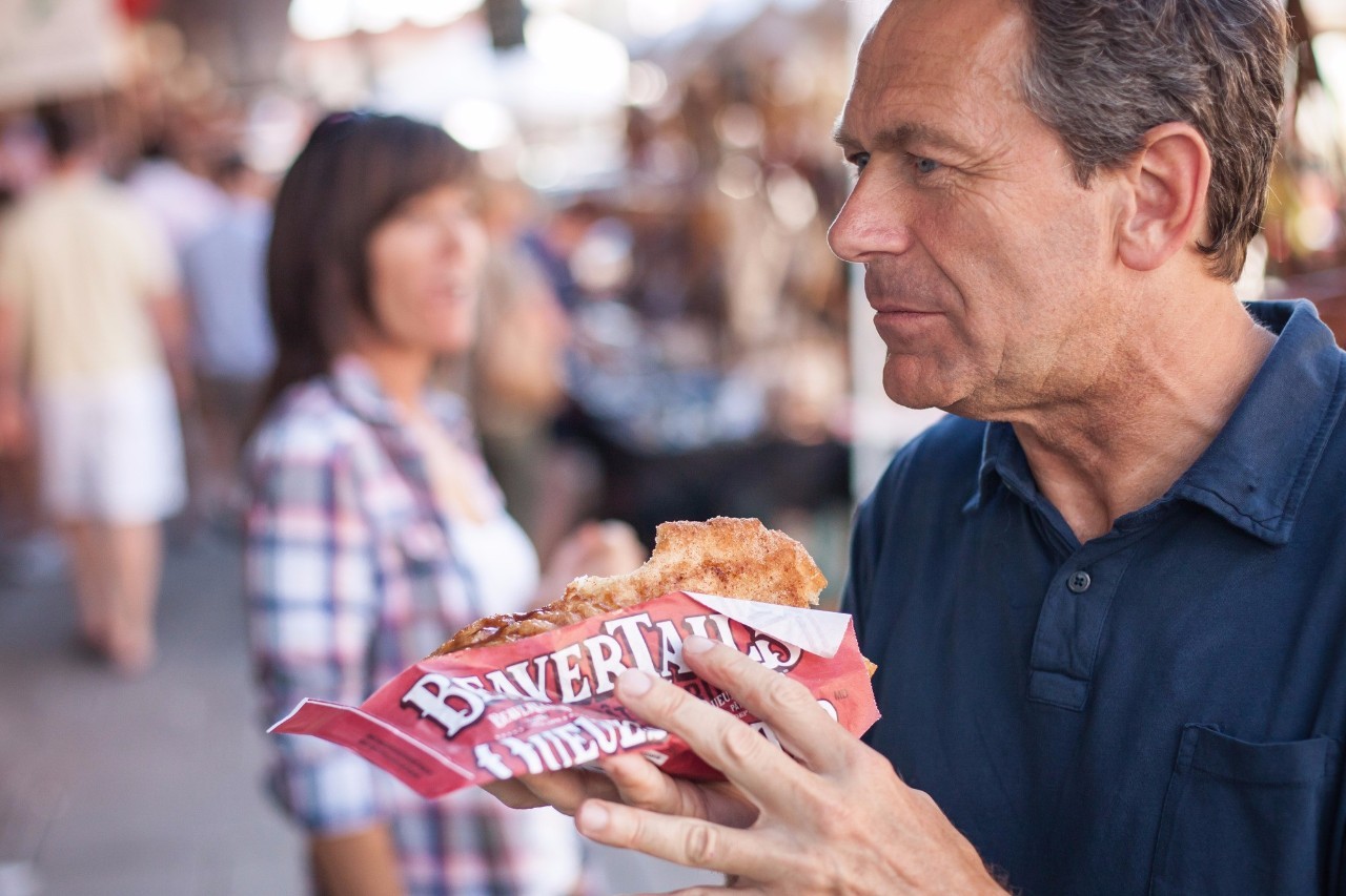 去加拿大旅行需要多少钱,来加拿大需要多少钱