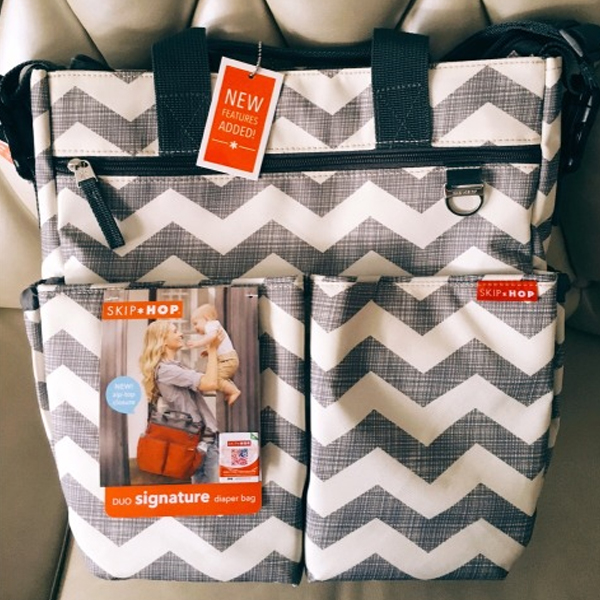 能装又潮流的妈咪包,好看又大又可以背的妈咪包