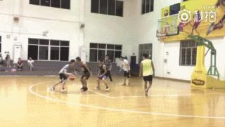 鹿晗打篮球帅气投球合集,鹿晗打篮球拉杆上篮