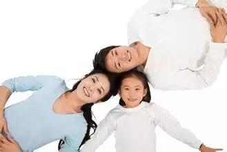 在大连一家三口生活的成本,在小县城一家三口一年开销多少