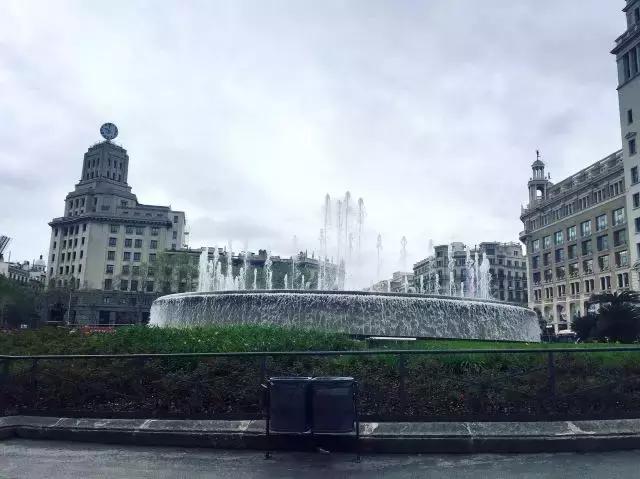 西班牙巴塞罗那自由行热门攻略,西班牙怎么玩