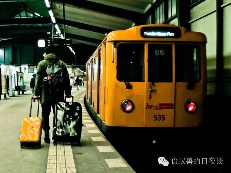 带上旅行箱来一场浪漫的旅行,带上行李箱来一场说走就走的旅行