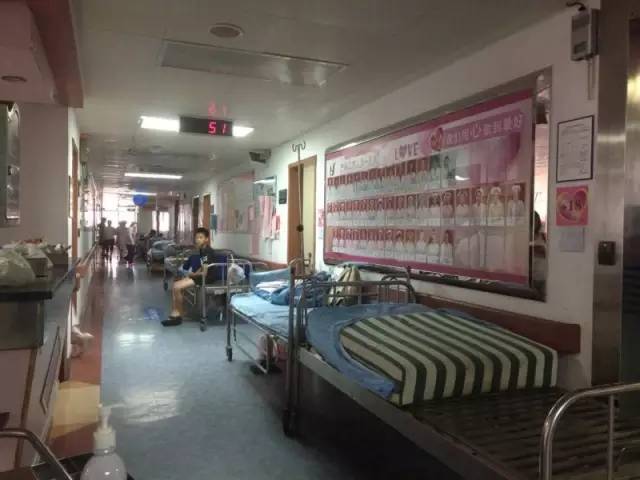 产科床位爆满,产科病房已爆满