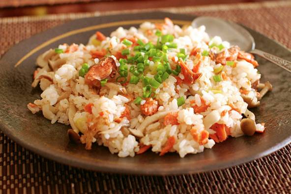 淡水三文鱼和虹鳟鱼的区别,三文鱼和淡水虹鳟的区别