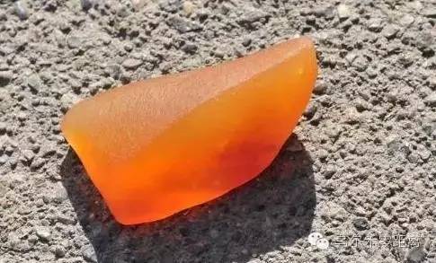 红宝石在纯光下是什么颜色,红宝石打光是什么光