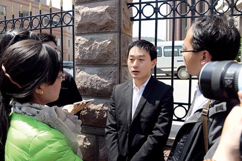 从被*制抵**到出租车司机反戈,历时4年,滴滴怎样走向合法运营?