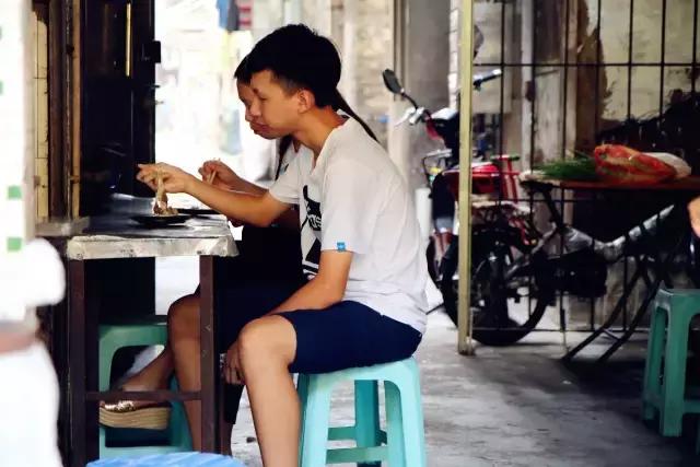 老味道,不吃咸煎饼的九记是一番怎么样的体验?