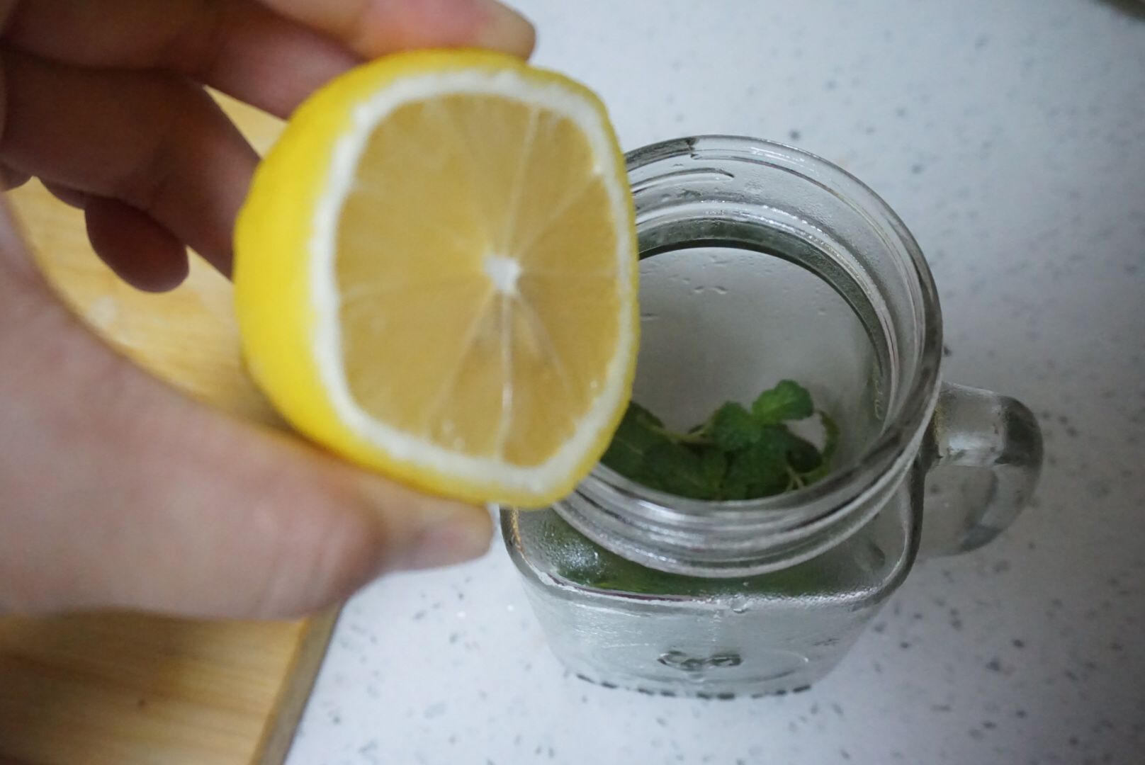 嗓子要冒火吃什么药,嗓子要冒火