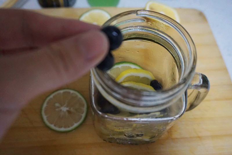 嗓子要冒火吃什么药,嗓子要冒火