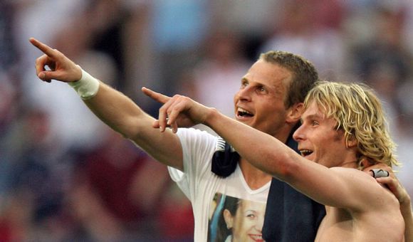 被称为球场钢铁战士，他用努力讲述了丑小鸭如何实现华丽转身！