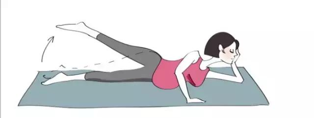 姚晨挺着大肚子锻炼身体,姚晨大秀身材