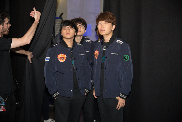 队服也有范,队服应该选啥色