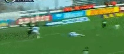 加纳乔倒钩破门足球小将,足球小将双人倒钩破门视频