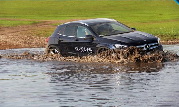 奔驰gla260,试驾奔驰gla45