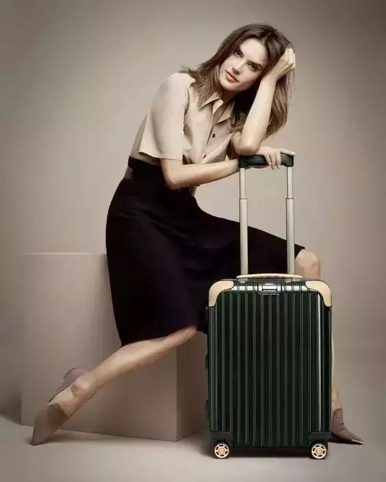 行李箱推荐rimowa,怎么买到质量好又便宜的行李箱