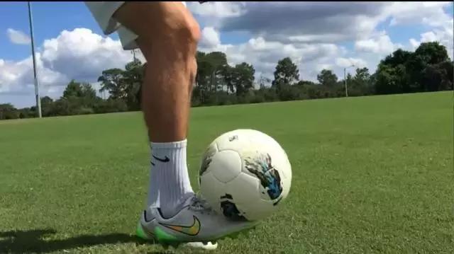 颠球颠得又低又稳,颠球颠好能说明什么