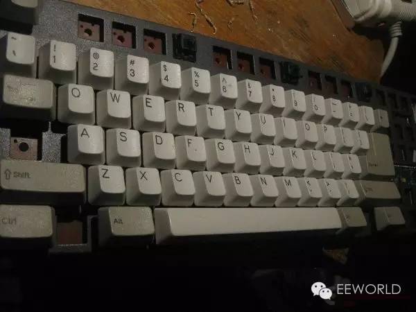 自制拆卸机械键盘工具,如何自己低成本改造机械键盘