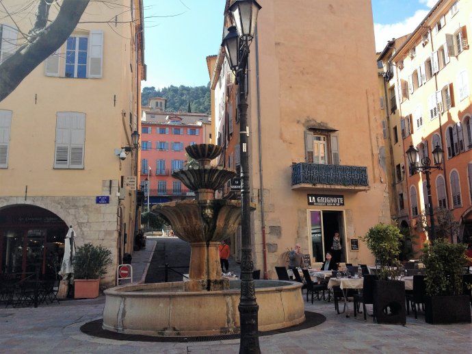 格拉斯香水小镇昆明,格拉斯小镇景观