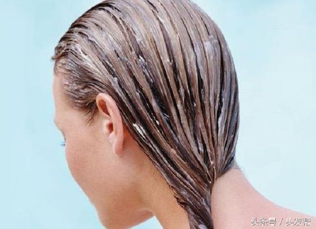 脱发掉头发用什么类型洗发水,总用一款洗发水会有头皮屑吗