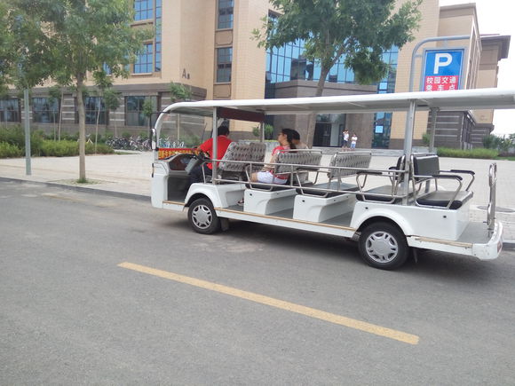 太原理工大学学姐迎新,新生怎么去太原理工大学