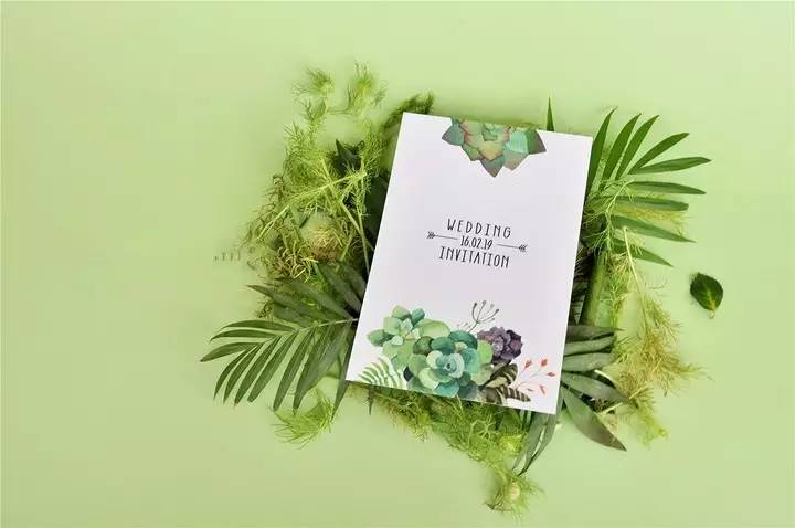 这张婚礼请柬有“毒”,还不速来围观!