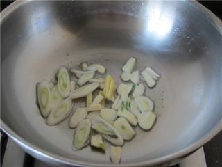 萝卜鲳鱼,鲳鱼萝卜粉丝汤