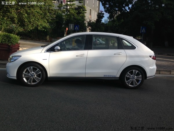 腾势深度试驾体验,腾势d9纯电版深度试驾续航里程