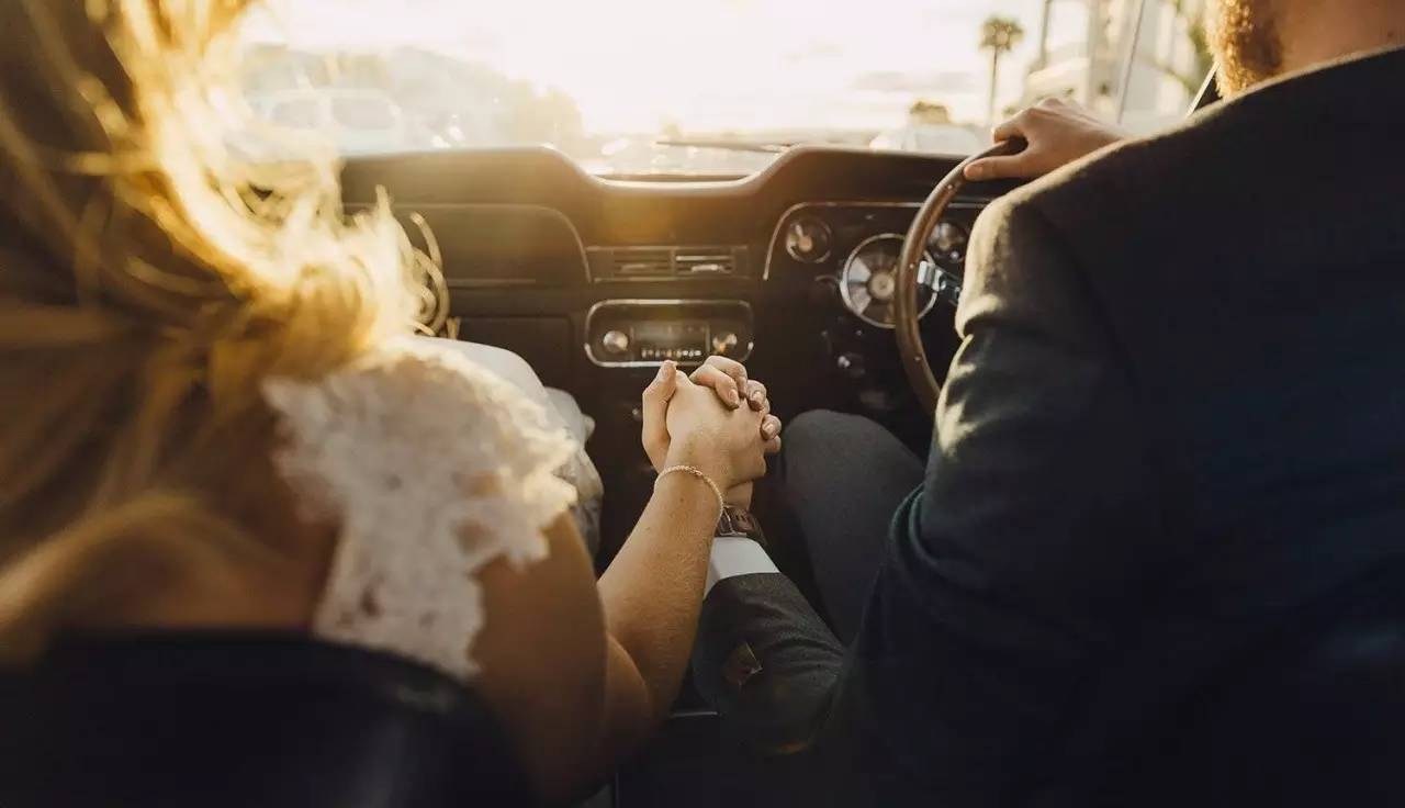 给彼此一点空间,给对方空间也要让对方安心