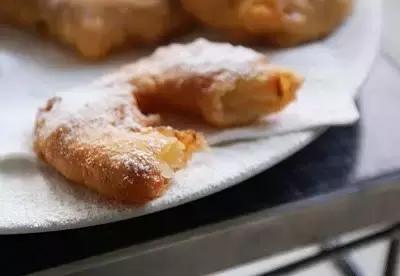 一辈子很长要找个相爱的人,一辈子很长找一个让自己笑的人