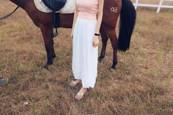 女生怎么挑选裙子,小个子女生怎么选裙子