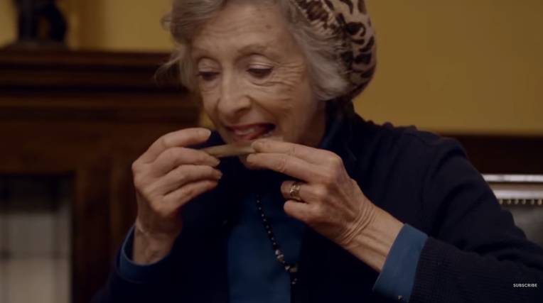 爷爷奶奶的摩登世界漫游指南:英国老人家都这么潮!