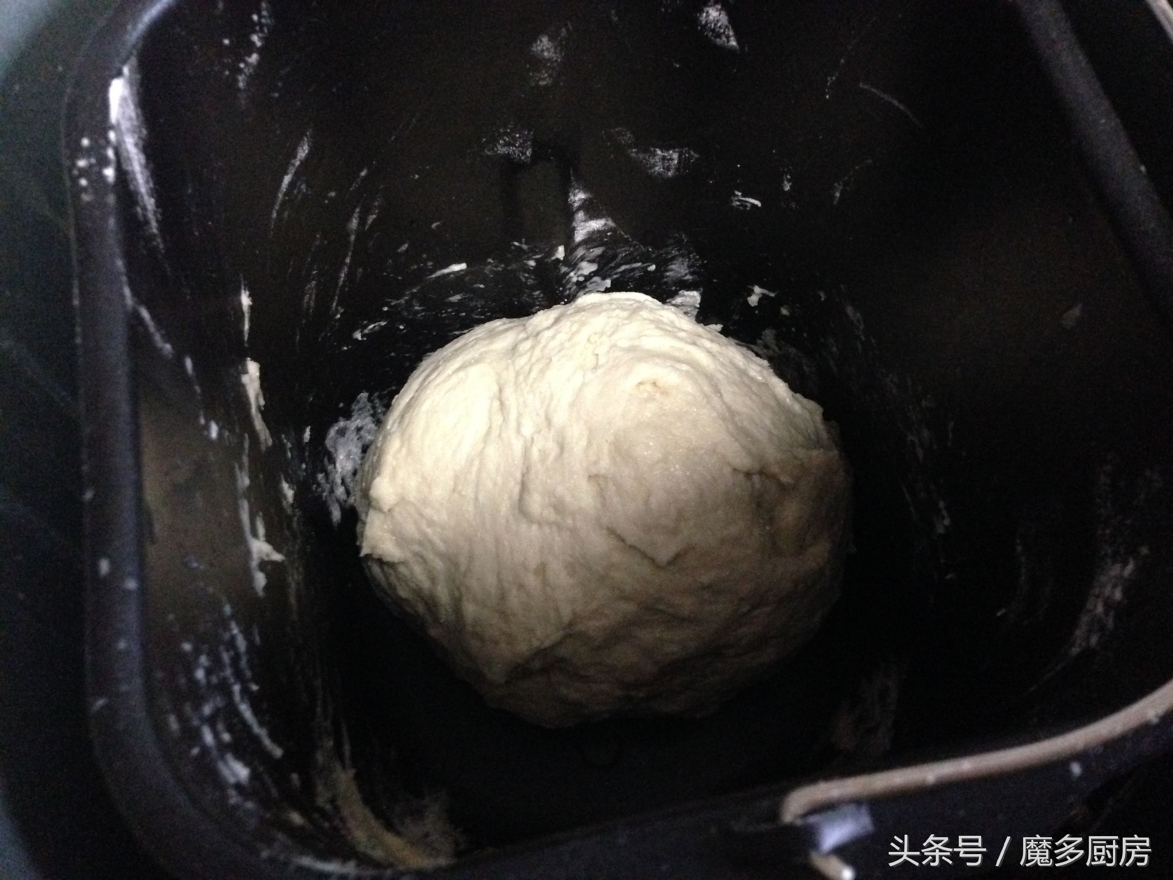 自己做的面包很健康,自己做的面包酥香柔软